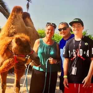 Meet your Posher, Alexis